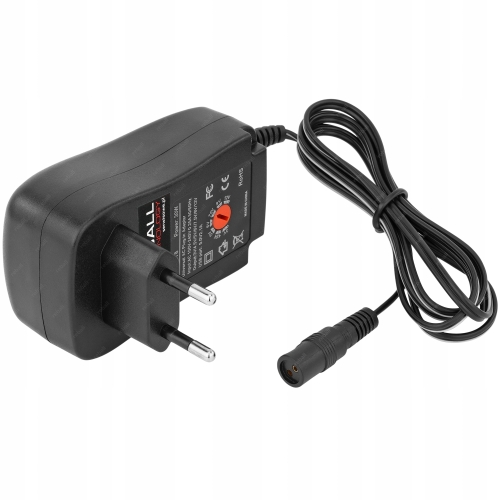 ZASILACZ STABILIZOWANY UNIWERSALNY 3V 4,5V 5V 6V 7,5V 9V 12V 30W 2,5A +USB