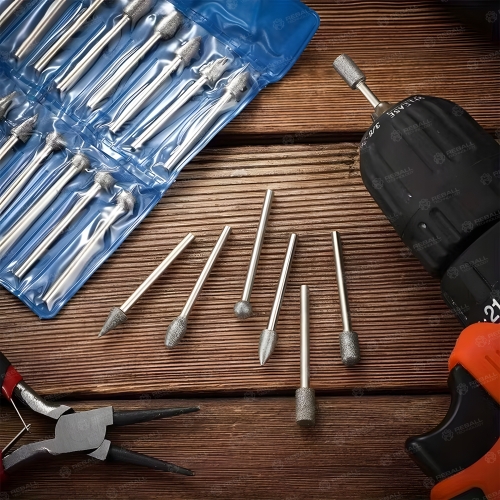 ZESTAW AKCESORIA DO MINI SZLIFIERKI KOŃCÓWKI DIAMENTOWE FREZY ETUI 20szt